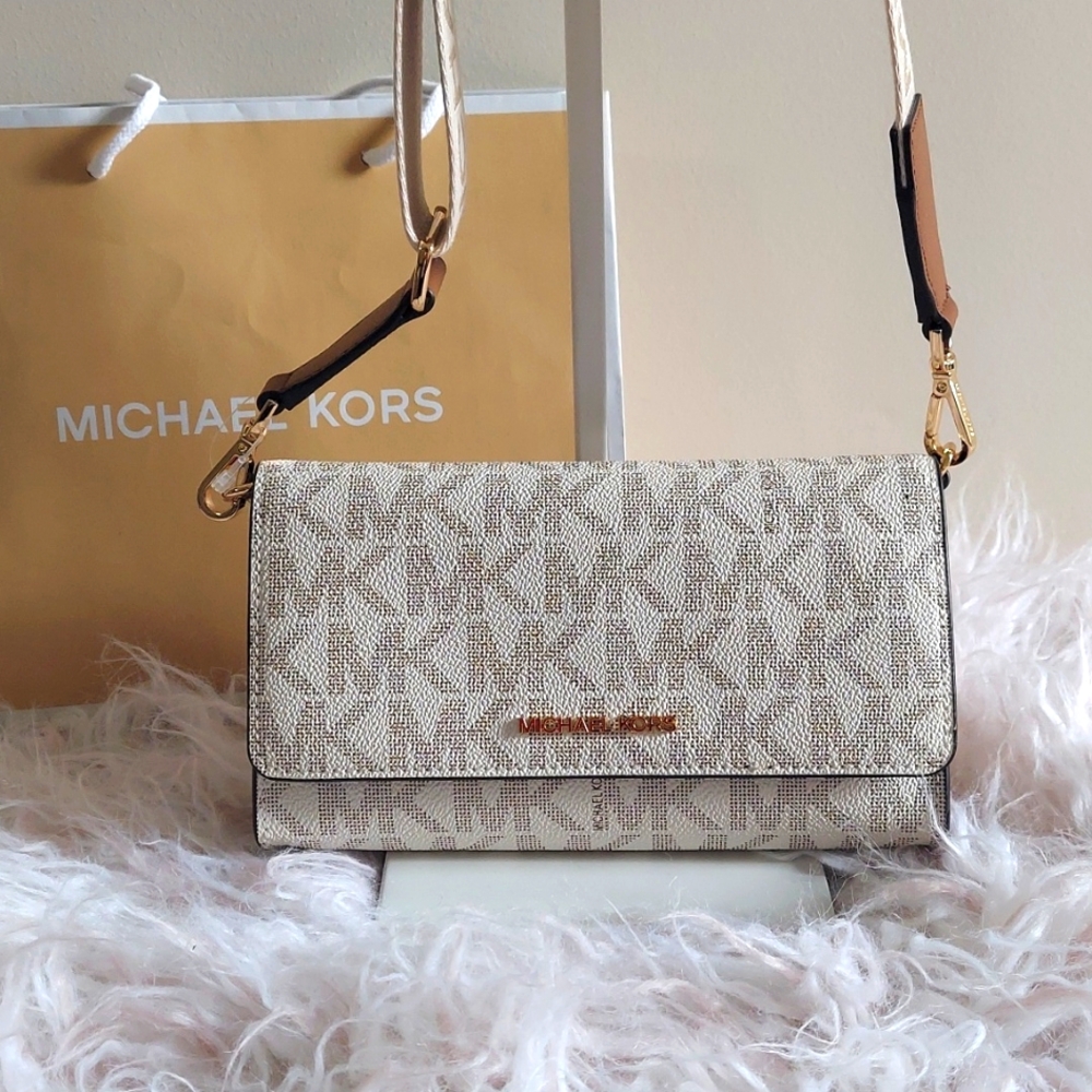 MK JET Set Lg xbdy